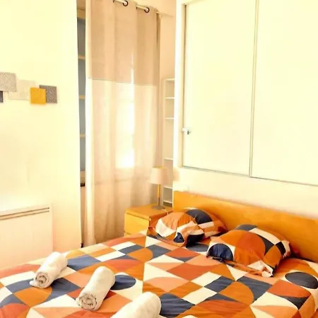 Apartment 4 Voyageurs Avec Terrasse Et Wifi Carcassonne