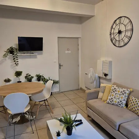 Apartment 4 Voyageurs Avec Terrasse Et Wifi *